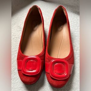 Clarks Unstructured Red Ballet Flats Size 8